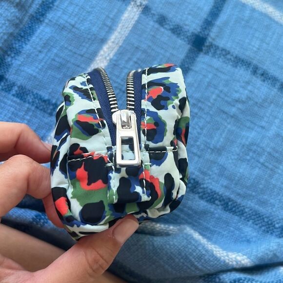 Make up bag ✨✨✨  - Picture 5 of 11